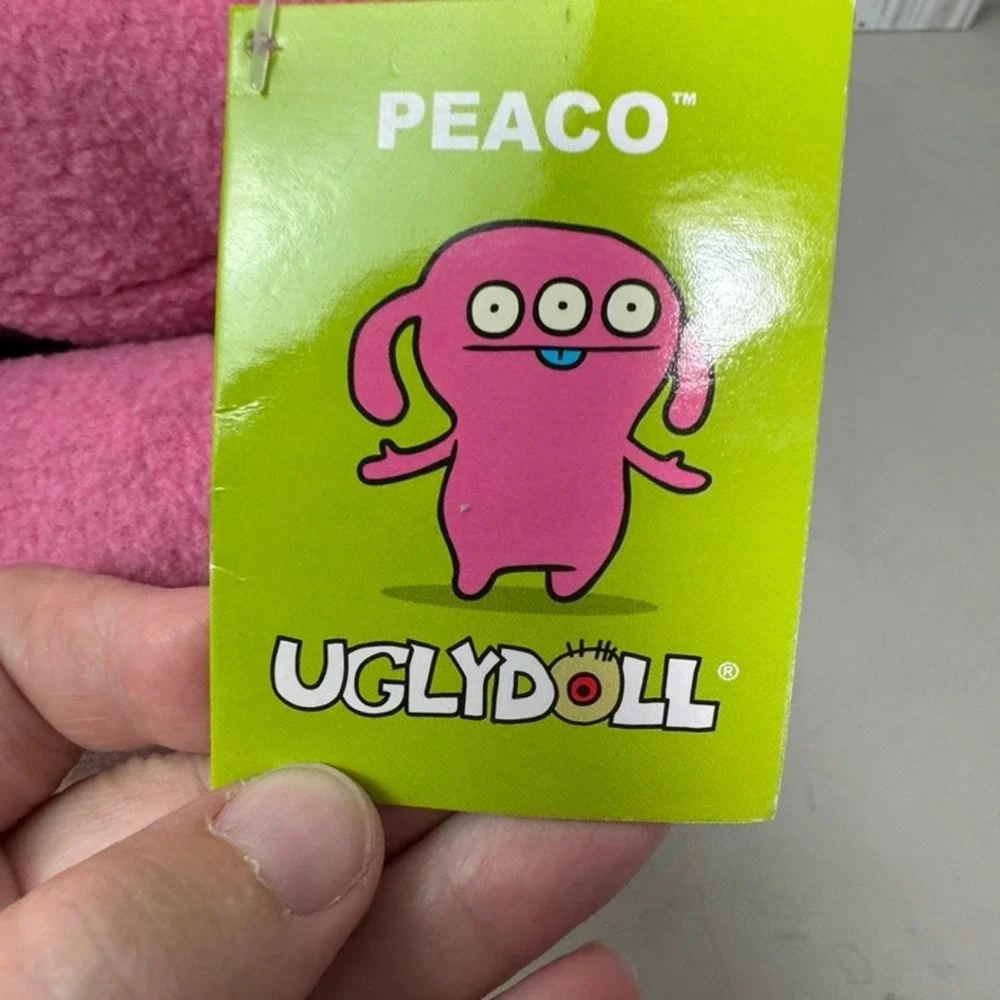 Uglydoll Peaco Pink Plush Toy 2006 Pretty Ugly LLC Sun-Min Kim David Horvath NWT